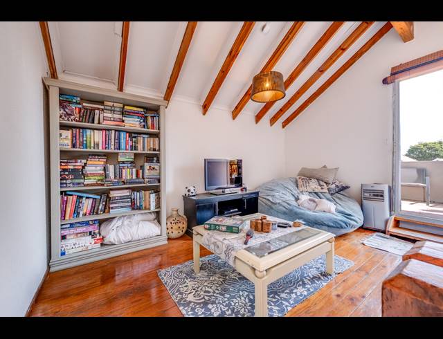2 BEDROOM SECTIONAL TITLE FOR SALE IN DOUGLASDALE